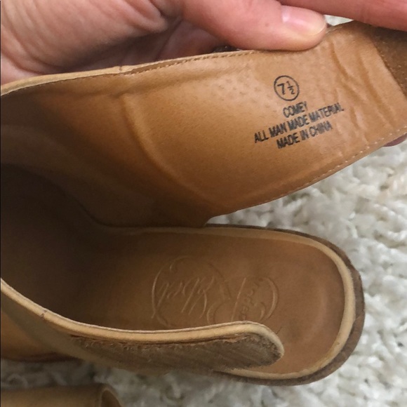 Modern Rebel Velcro Booties - Picture 4 of 5